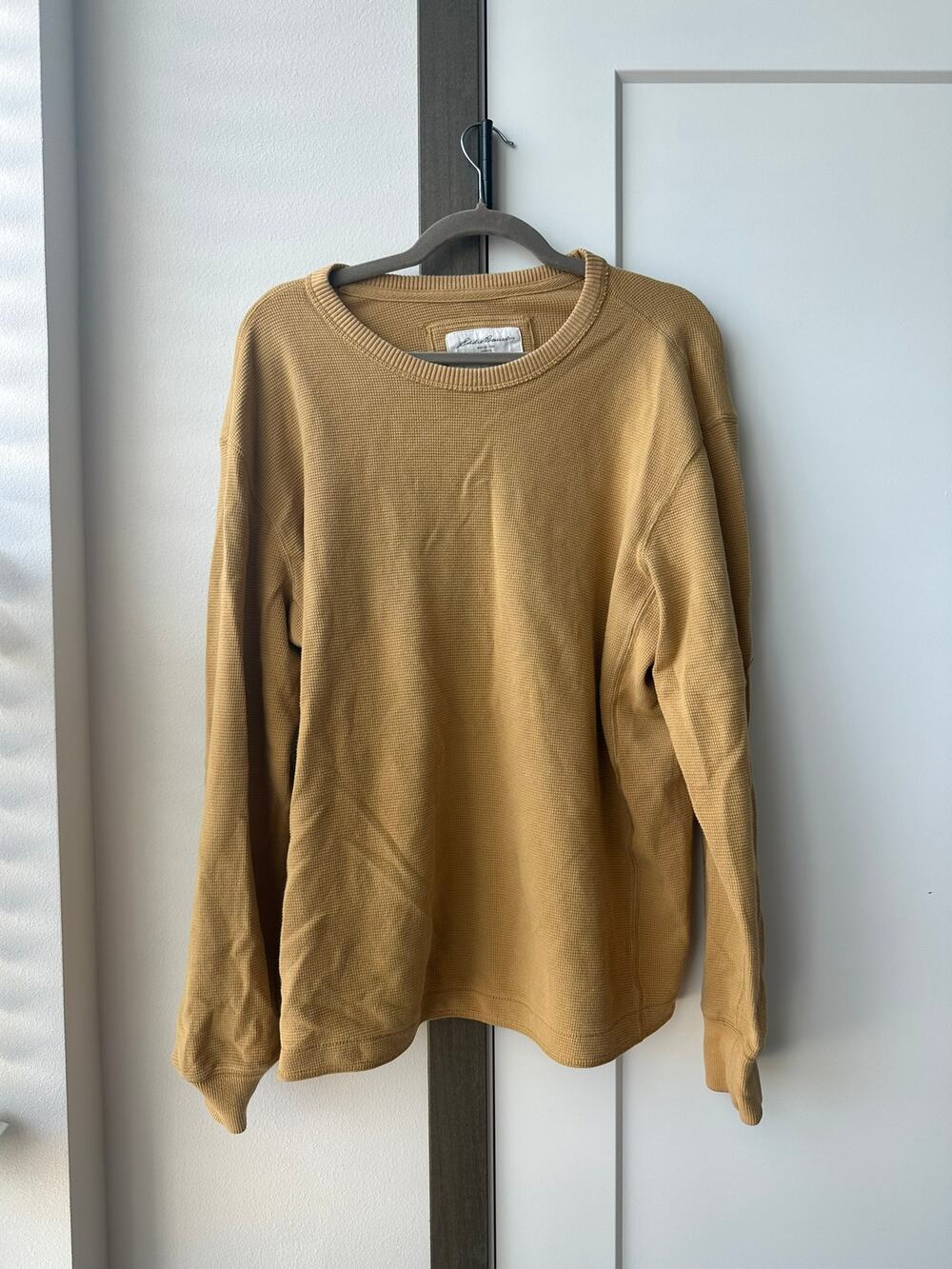 Eddie Bauer Men’s XL Mustard Tan Waffle Knit Thermal Crewneck Shirt